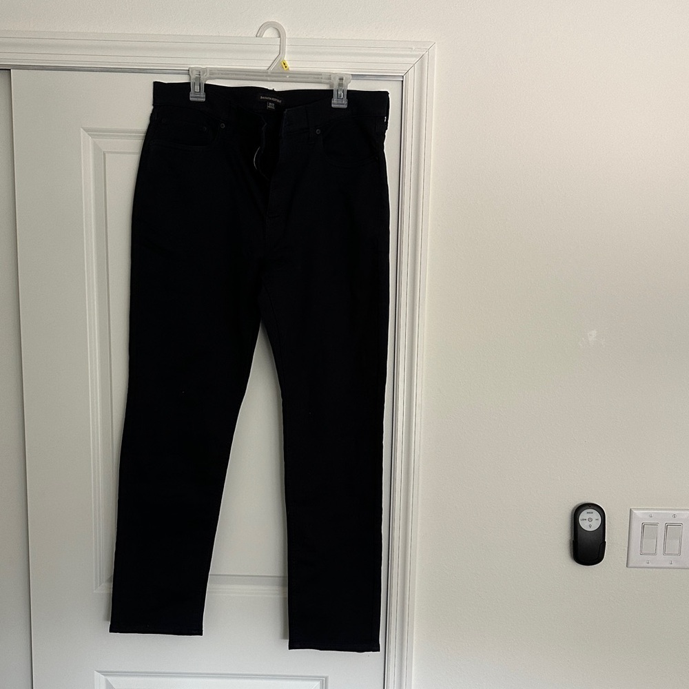 Banana Republic Men's Black Straight Pants